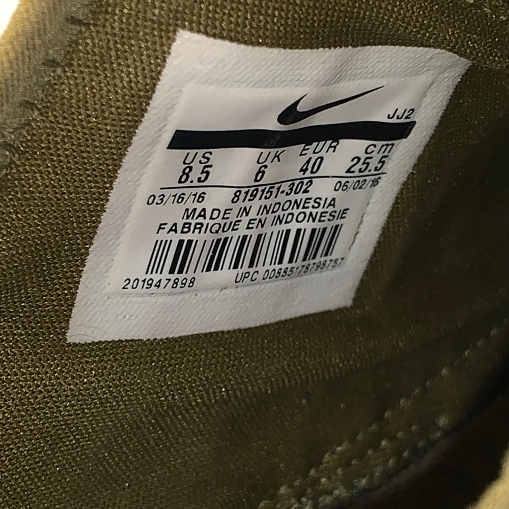 Nike Womens Air Huarache Run Ultra ‘Palm Green’ Running Sneakers